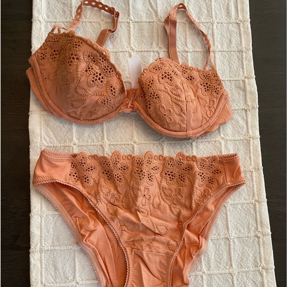 Bra and panties set NEW
